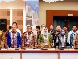 Bupati Tapteng Masinton Pasaribu Hadiri RUPS Bank Sumut